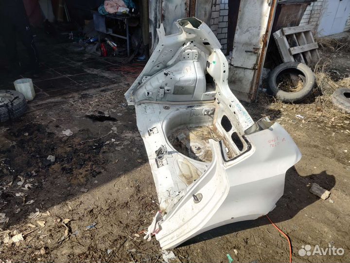 Задняя часть поло хетчбэк V