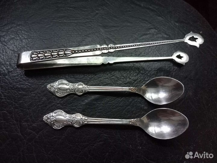 Щипцы для сахара и 2 ложки СССР