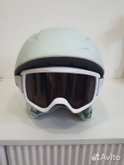 Шлем горнолыжный
