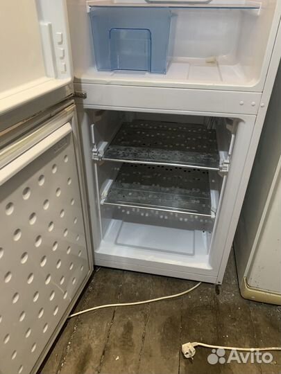 Холодильник Beko 160cm