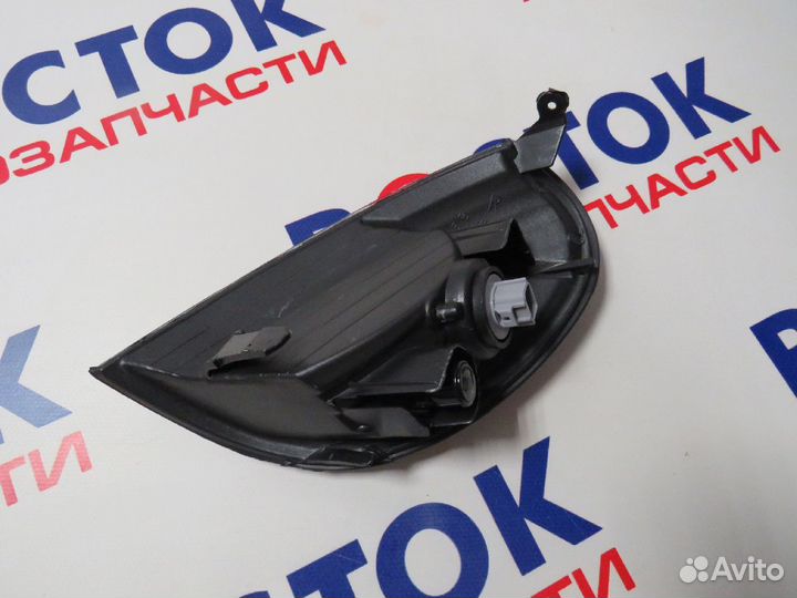 Габарит Право toyota nadia SXN10