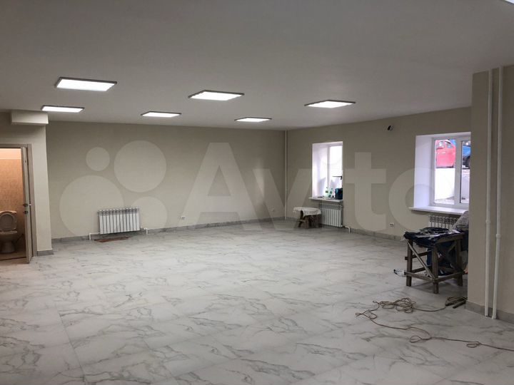 Коммерческая недвижимость, 90м2 и 130м²