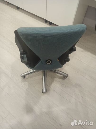 Компьютерное кресло