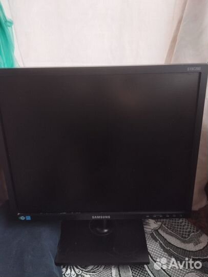 Продается монитор Самсунг