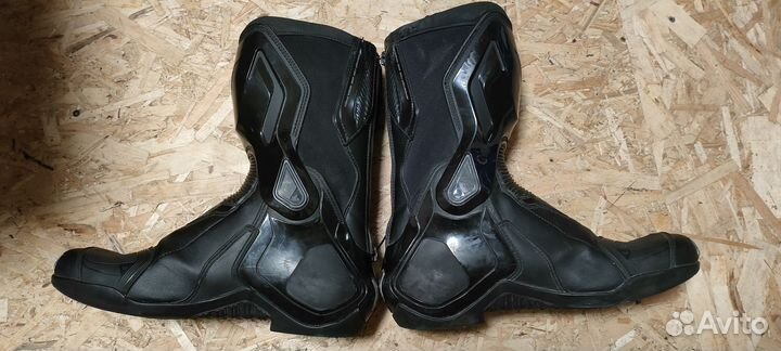 Мото ботинки dainese