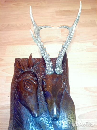 Рога на картине ручной работы