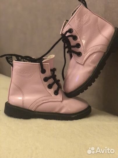 Ботинки на девочку 22