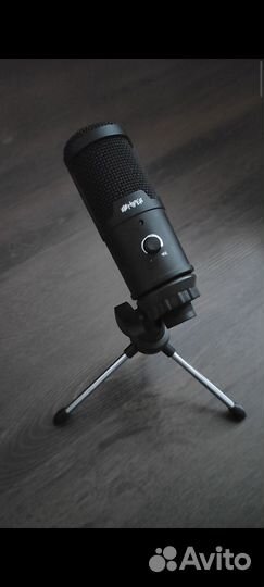 Конденсаторный микрофон