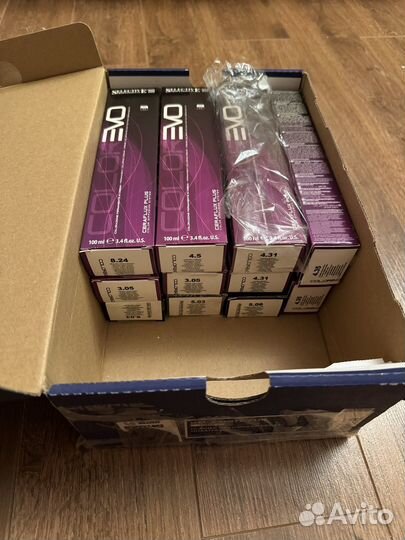 Коробка с краской 11шт