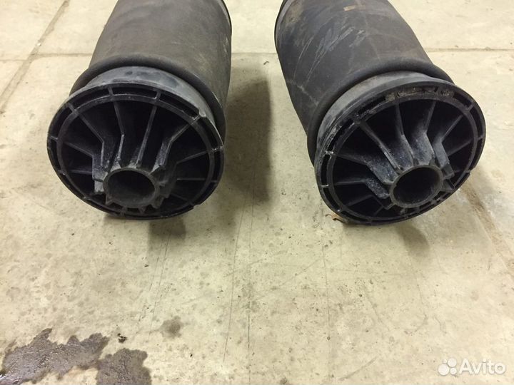 Пневмоподушка левая и правая задняя Mercedes W166