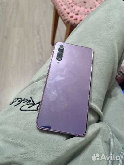 Xiaomi Mi 9 SE, 6/64 ГБ