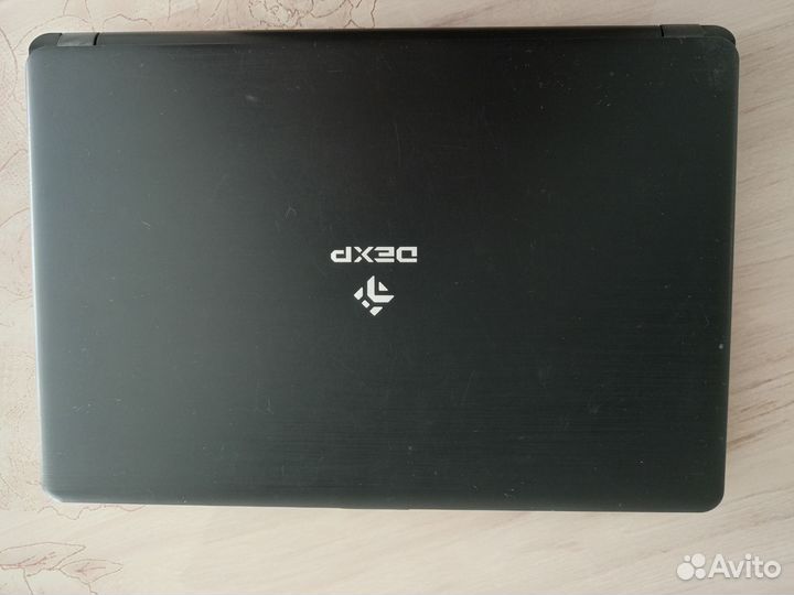 Ноутбук dexp Aquilon O140