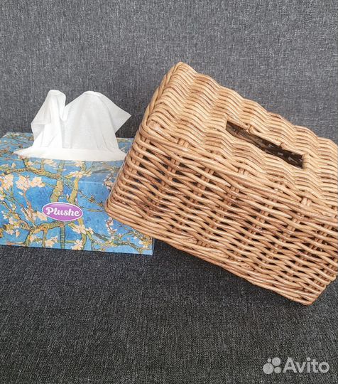 Салфетница плетёная