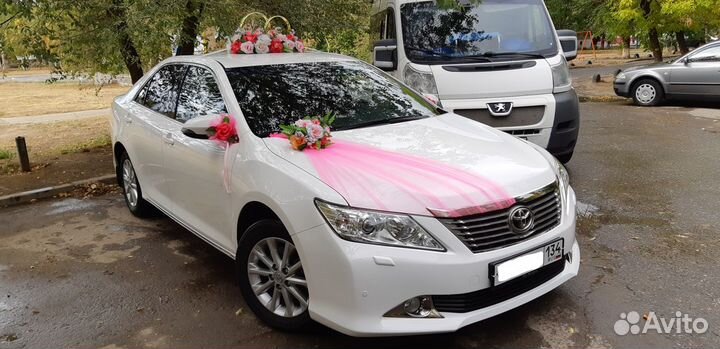 Свадебные украшения на машину