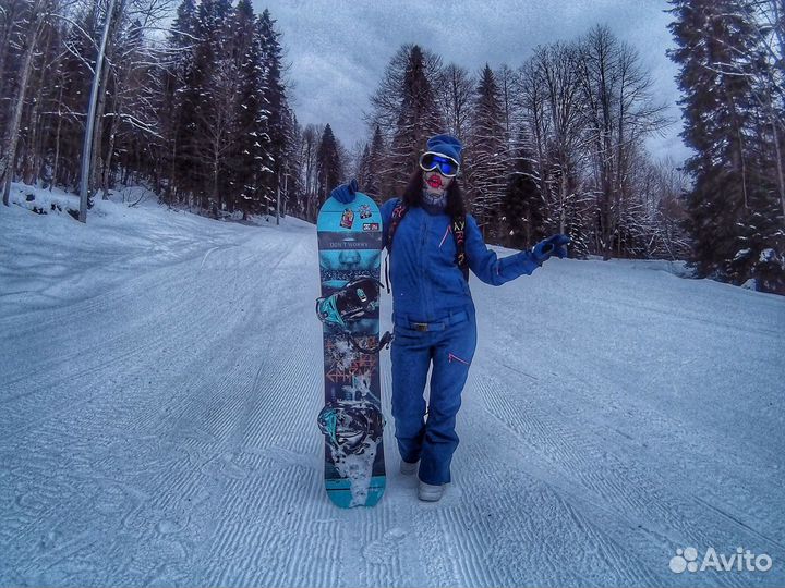 Сноубордический комбинезон женский