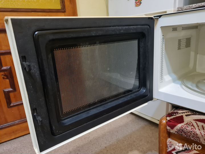 Свч микроволновая печь Rolsen MS2180S