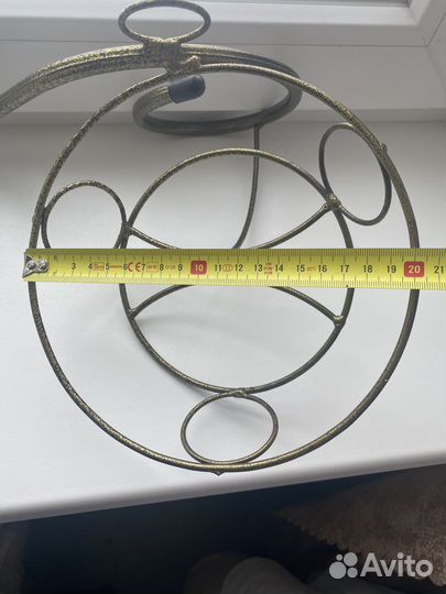 Подставка для цветов настенная