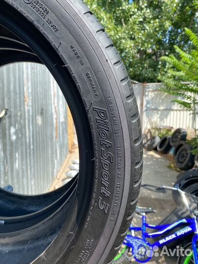 Michelin Pilot Sport 3 235/45 R18