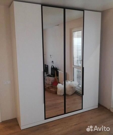 Шкаф распашной