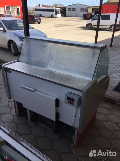 Холодильная ветрина