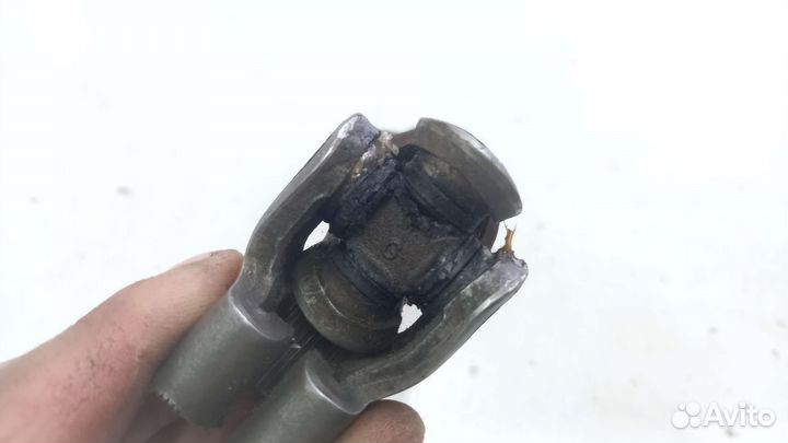 Рулевой кардан Hyundai Tucson 1