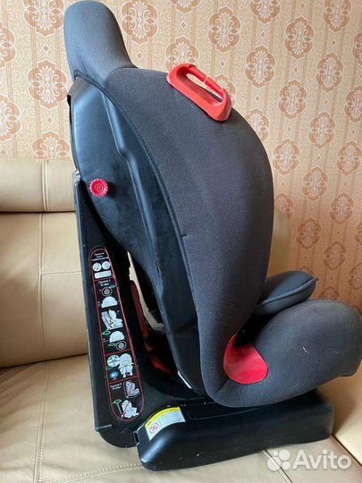 Продаю автокресло Capella