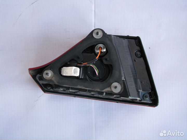 Kia Rio 4 фонарь задний правый внутренний 2020+