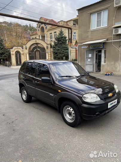 Chevrolet Niva 1.7 МТ, 2010, 196 000 км