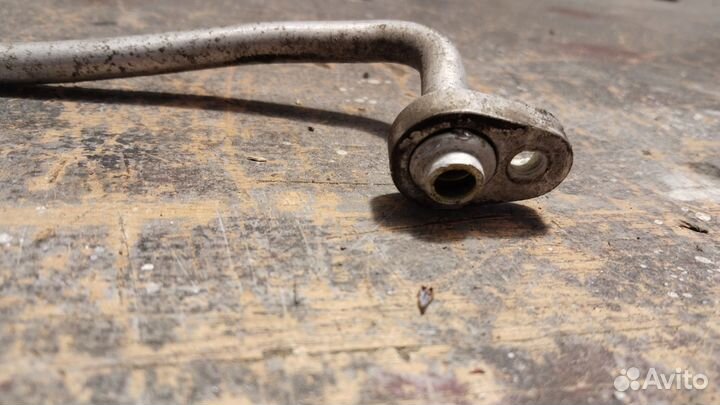 Трубка кондиционера Рено Дастер