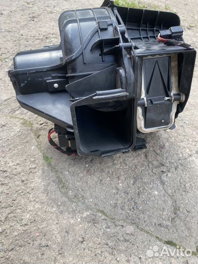 BMW 5 f10 корпус печка