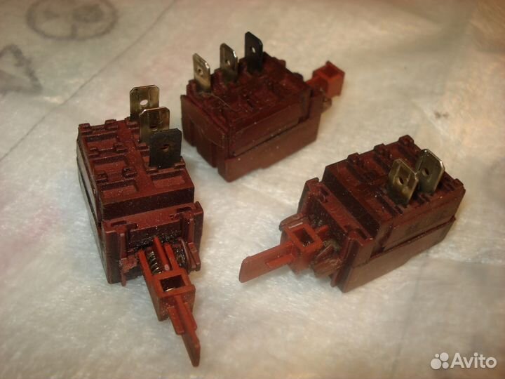 3 кнопки стиральной машины Ардо Т60