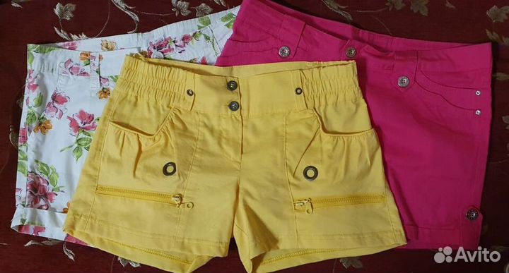 Лот женских летних шорт