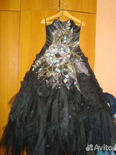 Продам платье