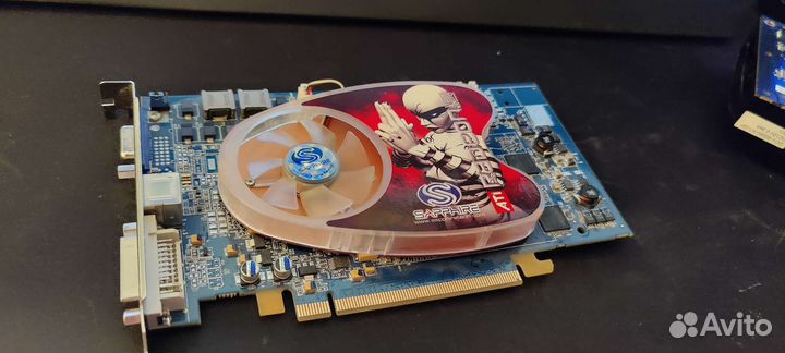 Видеокарта Saphire x800gto