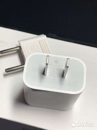 Блок питания Apple 20W USB-C Power Adapter