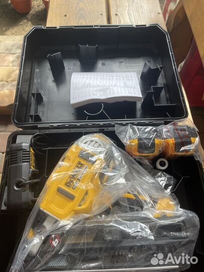 Гвоздезабивной пистолет dewalt dcn692p2-qw