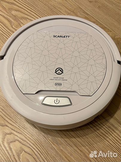 Робот пылесос scarlett