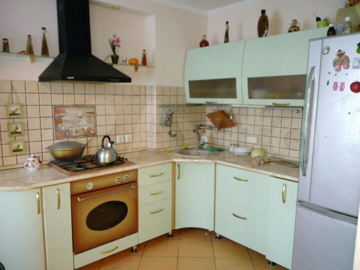 2-к. квартира, 66 м², 1/9 эт.