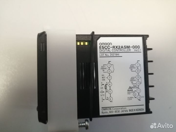 Термоконтроллер Omron E5CC-RX2ASM-000