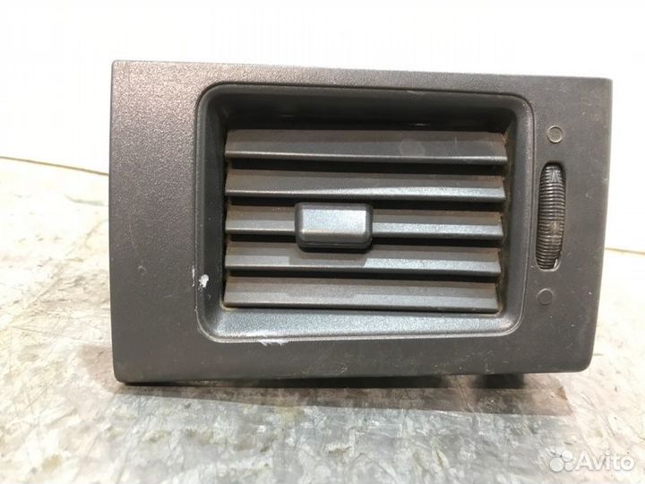 Дефлектор воздушный передний левый LADA Приора