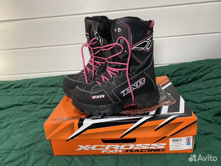 Ботинки для снегохода