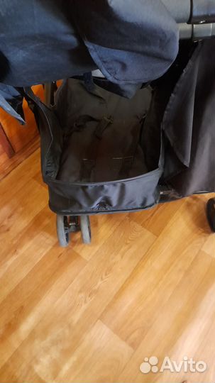 Коляска для двойни joie