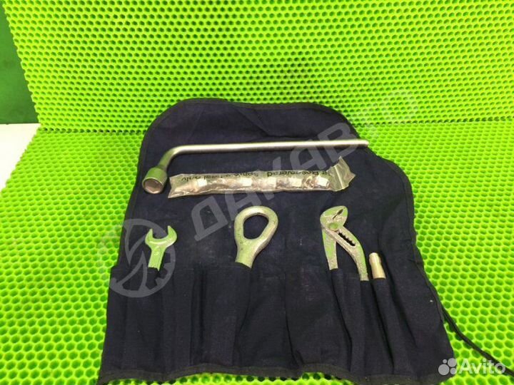 Набор инструмента Mercedes-Benz E W210