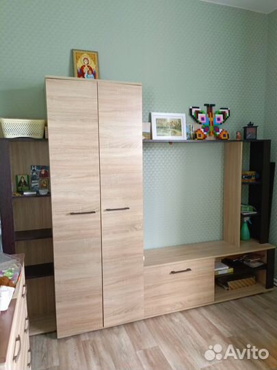 Стенка в гостиную