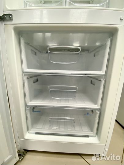 Холодильник indesit no frost