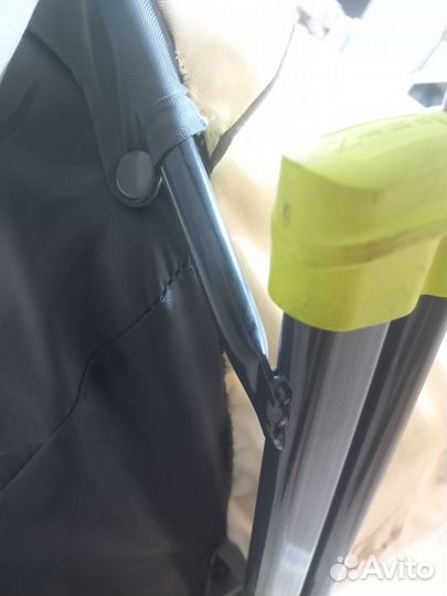 Детские санки с выдвижными колесами