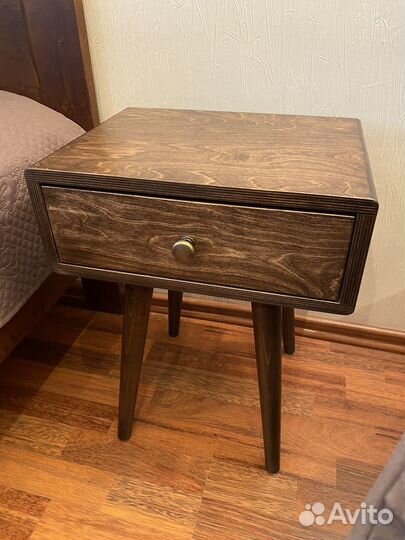 Тумба прикроватная