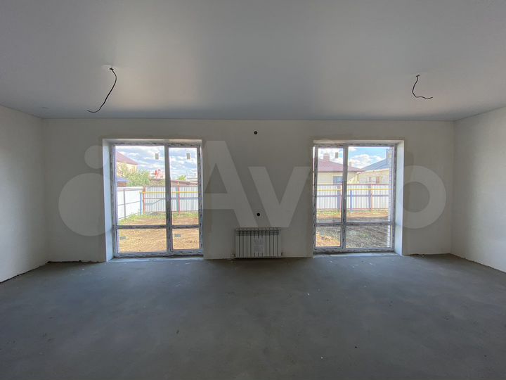 Дом 100 м² на участке 5 сот.