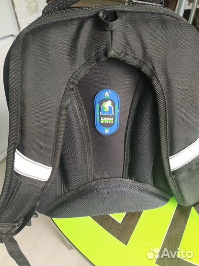 Рюкзак школьный