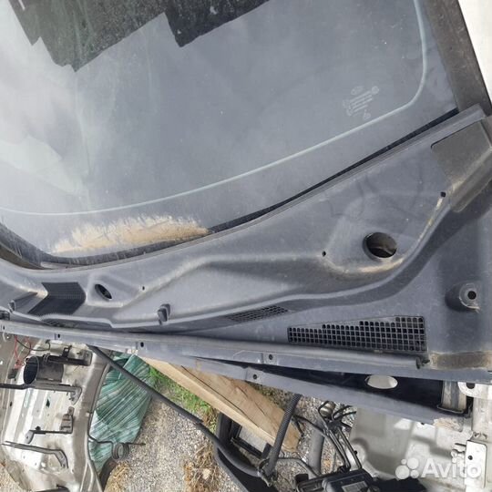 Жабо под дворники Kia Mohave 861502J000